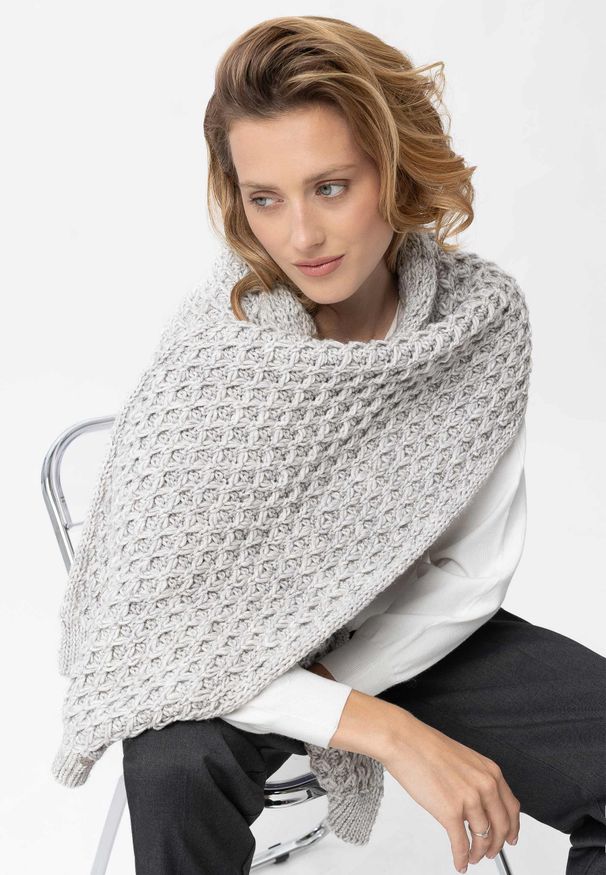 Volcano - Ciepły, długi szalik z wełną H-LORI. Okazja: na co dzień. Materiał: wełna. Wzór: ze splotem. Sezon: zima. Styl: klasyczny, casual