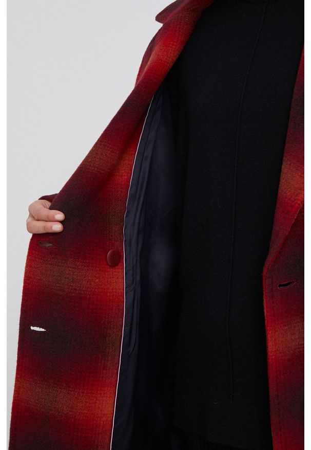 TOMMY HILFIGER - Tommy Hilfiger - Płaszcz z domieszką wełny. Okazja: na co dzień. Kolor: czerwony. Materiał: wełna. Styl: casual, klasyczny