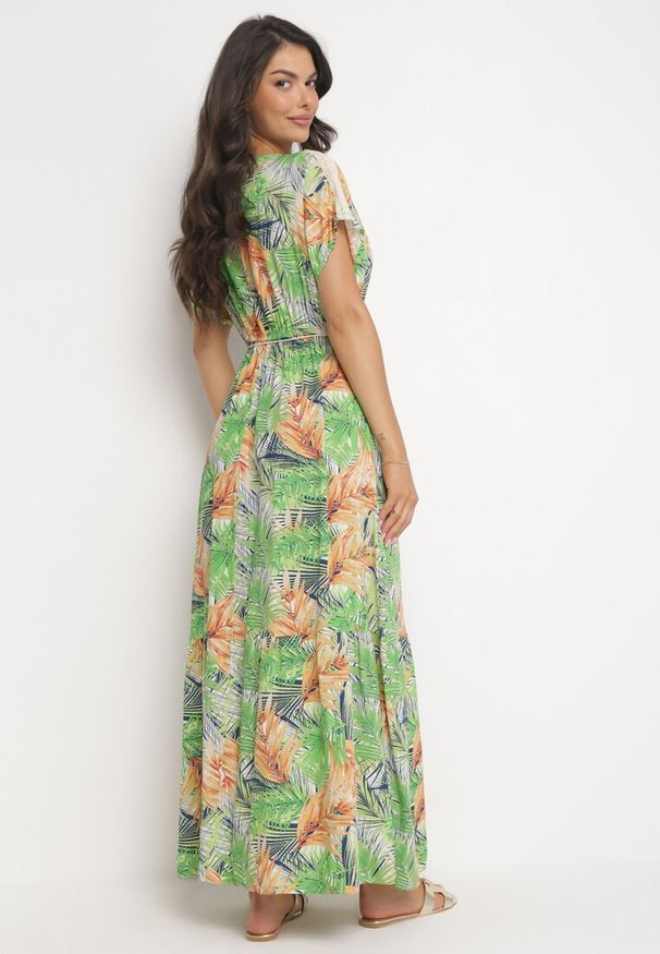 Born2be - Zielono-Pomarańczowa Wiskozowa Maxi Sukienka w Kwiaty Wiązana Sznurkiem Asmenna. Kolor: zielony. Materiał: wiskoza. Wzór: kwiaty. Długość: maxi