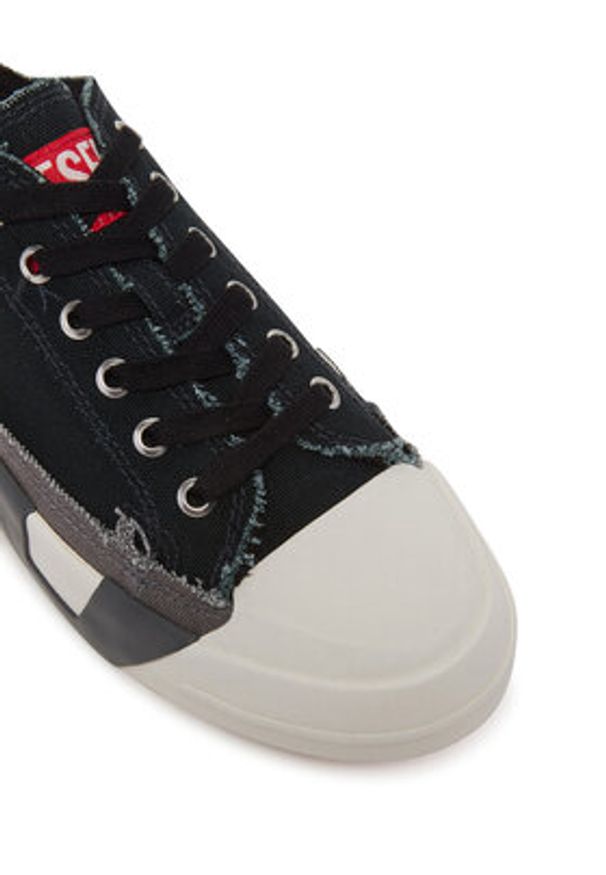Diesel Trampki S-D-Verse Low Y03504PR012 HA688 Czarny. Kolor: czarny. Materiał: materiał