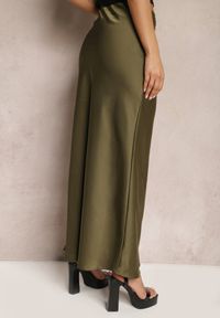 Renee - Ciemnozielona Satynowa Spódnica Maxi High Waist Formia. Stan: podwyższony. Kolor: zielony. Materiał: satyna #3