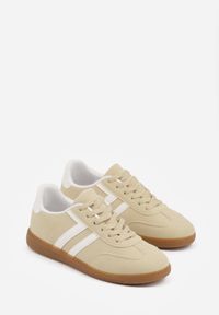 Born2be - Żółte Sneakersy w Stylu Kultowych Tenisówek Genenor. Okazja: na spacer. Kolor: żółty. Materiał: jeans, dresówka. Sport: turystyka piesza #2