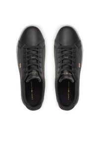 TOMMY HILFIGER - Tommy Hilfiger Sneakersy Essential Court Sneaker FW0FW07686 Czarny. Kolor: czarny. Materiał: skóra