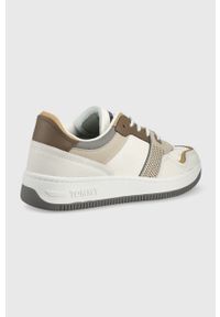 Tommy Jeans sneakersy EM0EM00957.YBI.ELEVATE kolor beżowy. Nosek buta: okrągły. Zapięcie: sznurówki. Kolor: beżowy. Materiał: guma #4