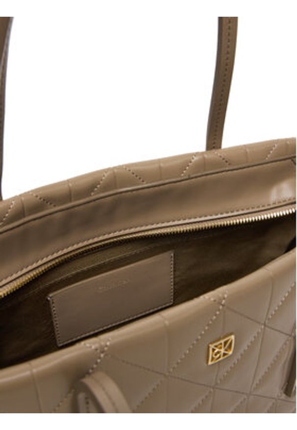 Calvin Klein Torebka Quilted Small Tote LV04F3325G Beżowy. Kolor: beżowy. Materiał: skórzane