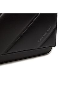 Calvin Klein Jeans Torebka Quilted Roxy Flap C820 K60K612371 Czarny. Kolor: czarny. Materiał: skórzane #3