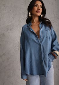 Renee - Niebieska Denimowa Koszula z Bawełną i Kieszonką Worimi. Okazja: na co dzień. Kolor: niebieski. Materiał: bawełna. Sezon: wiosna. Styl: casual #8