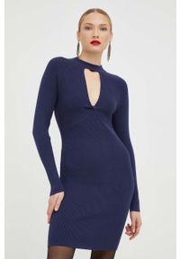 Guess sukienka kolor granatowy mini dopasowana. Kolor: niebieski. Materiał: materiał, dzianina, wiskoza. Długość rękawa: długi rękaw. Typ sukienki: dopasowane. Długość: mini #1