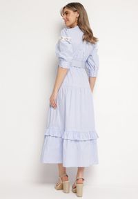 Born2be - Jasnoniebieska Sukienka z Kopertowym Dekoltem o Rozkloszowanym Kroju z Paskiem Latavia. Okazja: na imprezę. Typ kołnierza: dekolt kopertowy. Kolor: niebieski. Materiał: skóra. Długość rękawa: długi rękaw. Wzór: aplikacja. Typ sukienki: kopertowe. Styl: elegancki #6