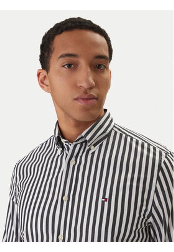 TOMMY HILFIGER - Tommy Hilfiger Koszula MW0MW42440 Czarny Regular Fit. Kolor: czarny. Materiał: bawełna