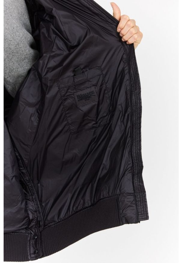 Blauer USA - BLAUER Czarny damski płaszcz puchowy z futrem jenota, Rozmiar S. Kolor: czarny. Materiał: futro, puch