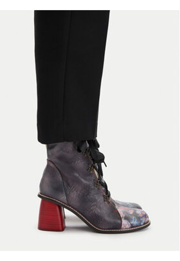 Laura Vita Botki Evcao 311 Szary. Kolor: szary. Materiał: skóra