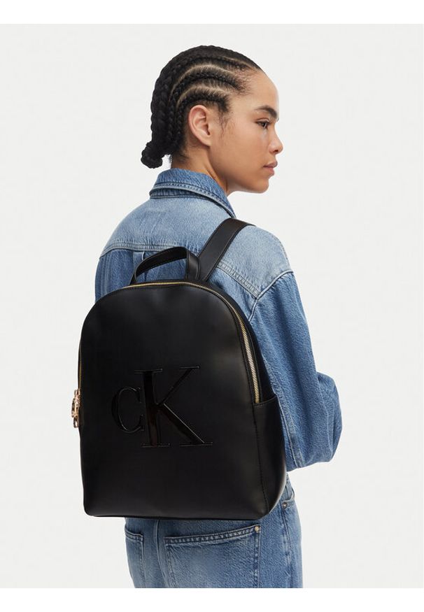 Calvin Klein Plecak Bold Ck LV04F3617G Czarny. Kolor: czarny. Materiał: skóra