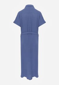 Renee - Granatowa Koszulowa Sukienka z Wiskozy z Materiałowym Paskiem w Talii Gialara. Okazja: na co dzień, na spotkanie biznesowe. Typ kołnierza: dekolt w serek. Kolor: niebieski. Materiał: materiał, wiskoza. Długość rękawa: krótki rękaw. Typ sukienki: koszulowe. Styl: casual, biznesowy, elegancki #7