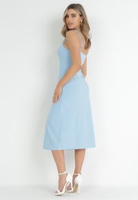 Born2be - Jasnoniebieska Sukienka na Ramiączkach z Rozcięciem Sophiya. Kolor: niebieski. Materiał: tkanina. Długość rękawa: na ramiączkach. Wzór: aplikacja, gładki. Długość: midi #3