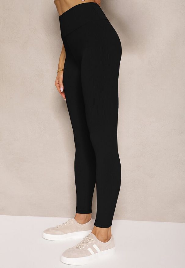 Renee - Czarne Legginsy z Prążkowanej Tkaniny z Szeroką Gumką w Pasie Lanoriae. Okazja: na co dzień. Stan: podwyższony. Kolor: czarny. Materiał: tkanina, prążkowany. Styl: klasyczny, casual, elegancki