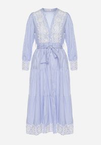 Born2be - Jasnoniebieska Bawełniana Sukienka Taliowana z Koronką w Stylu Rustykalnym Blekotta. Kolor: niebieski. Materiał: koronka, bawełna. Wzór: koronka. Sezon: wiosna, lato #7