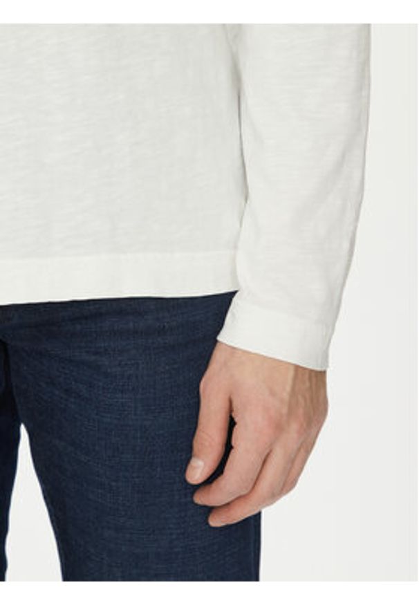 Marc O'Polo Longsleeve 522 2246 52064 Écru Regular Fit. Typ kołnierza: polo. Materiał: bawełna. Długość rękawa: długi rękaw