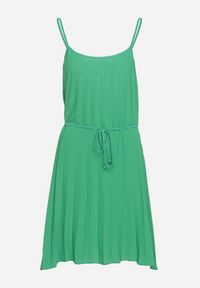 Born2be - Zielona Sukienka z Regulowanymi Ramiączkami z Materiałowym Paskiem Liata. Okazja: na spacer, na imprezę. Typ kołnierza: dekolt w kształcie V. Kolor: zielony. Materiał: materiał. Długość rękawa: na ramiączkach. Sezon: lato #6