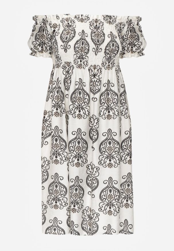 Born2be - Czarna Wiskozowa Sukienka Hiszpanka w Etniczny Wzór Hywen. Okazja: na spacer. Typ kołnierza: dekolt hiszpanka. Kolor: czarny. Materiał: wiskoza. Styl: boho, elegancki, klasyczny