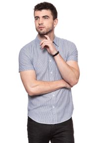 Wrangler - KOSZULA MĘSKA KRÓTKI RĘKAW WRANGLER SS 1 PKT SHIRT PEACOAT BLUE W58604M49 112129484. Materiał: materiał. Długość rękawa: krótki rękaw. Długość: krótkie #9