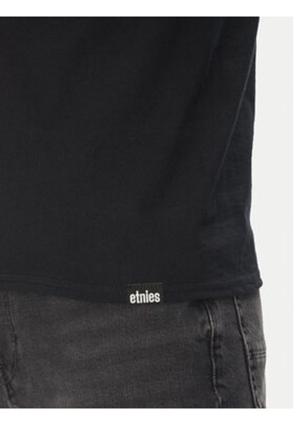 Etnies T-Shirt Puma 4130004126 Czarny Regular Fit. Kolor: czarny. Materiał: bawełna