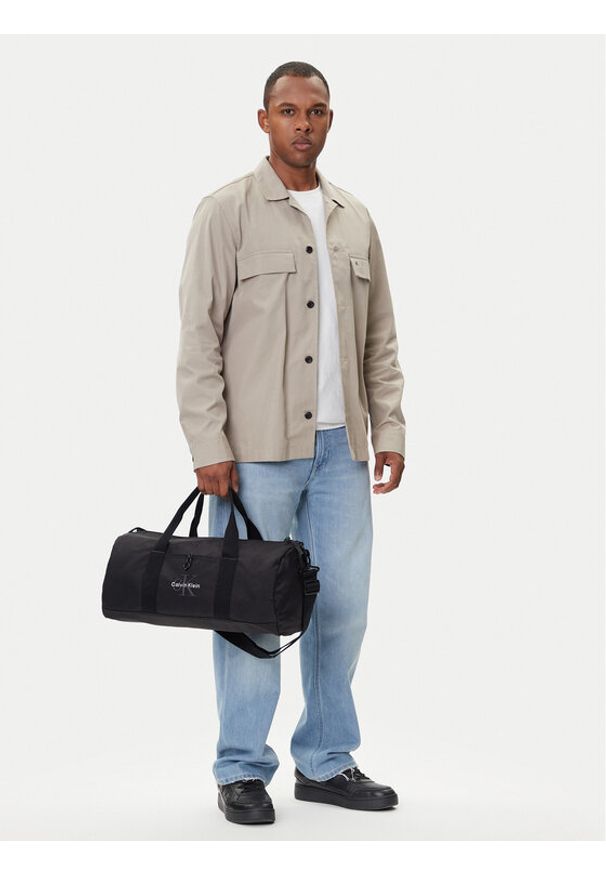 Calvin Klein Torba Bold Weekender LV04D3115G Czarny. Kolor: czarny. Materiał: materiał