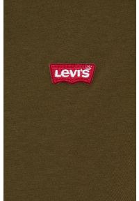 Levi's® - Levi's t-shirt bawełniany kolor zielony. Okazja: na spotkanie biznesowe, na co dzień. Kolor: zielony. Materiał: bawełna. Długość rękawa: krótki rękaw. Długość: krótkie. Wzór: gładki. Styl: biznesowy, casual #2