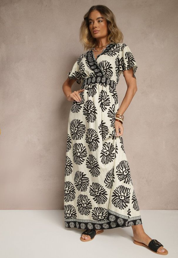 Renee - Beżowo-Czarna Sukienka w Print Boho z Wiskozy Rozkloszowana z Dekoltem V Palarina. Typ kołnierza: dekolt w kształcie V. Kolor: czarny. Materiał: wiskoza. Wzór: nadruk. Sezon: lato. Typ sukienki: rozkloszowane. Styl: boho