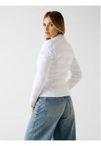Guess Kurtka przejściowa W6RL02 WJ492 Biały Regular Fit. Kolor: biały. Materiał: syntetyk #3