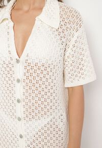 Born2be - Jasnobeżowa Siateczkowa Sukienka Koszulowa z Bawełną Folaris. Okazja: na co dzień. Kolor: beżowy. Materiał: bawełna. Sezon: lato. Typ sukienki: koszulowe. Styl: elegancki, casual #5