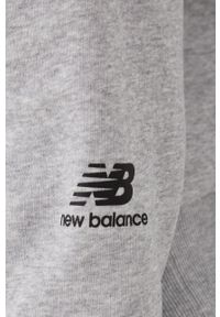 New Balance bluza MT21513AG męska kolor szary z kapturem melanżowa. Typ kołnierza: kaptur. Kolor: szary. Materiał: bawełna. Wzór: melanż #2