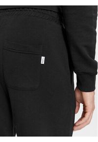 Pepe Jeans Spodnie dresowe Joe Jogger PM211645 Czarny Regular Fit. Kolor: czarny. Materiał: bawełna