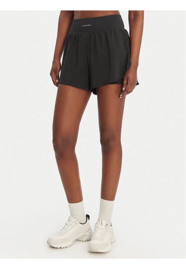 Calvin Klein Performance Szorty sportowe LVGWS6S802 Czarny Regular Fit. Kolor: czarny. Materiał: syntetyk