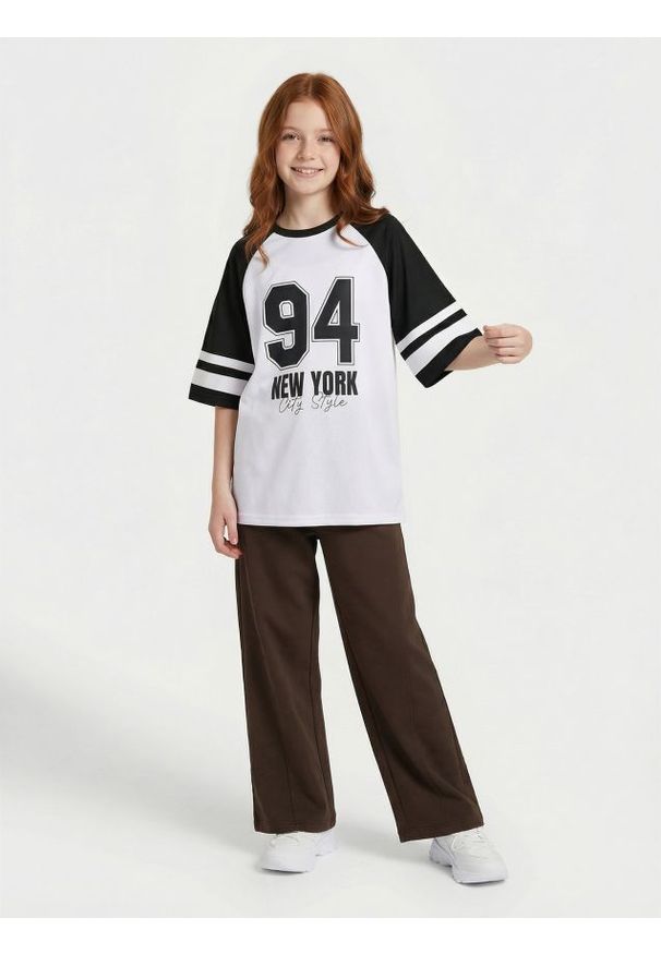 Sinsay - Koszulka z nadrukiem - biały. Kolor: biały. Wzór: nadruk