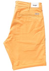 Wrangler - SPODENKI MĘSKIE WRANGLER CHINO SHORT AMBER YELLOW W14AMM15V. Materiał: materiał. Wzór: jednolity, aplikacja #4