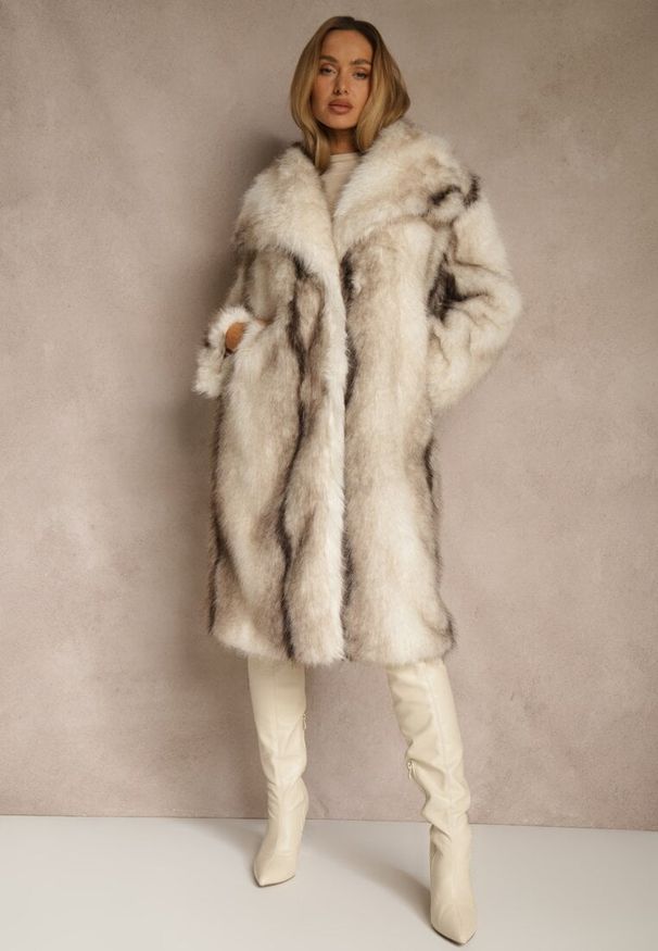 Renee - Biały Płaszcz Futerko o Prostym Kroju z Szerokim Kołnierzem Ezilana. Kolor: biały. Materiał: futro. Styl: elegancki