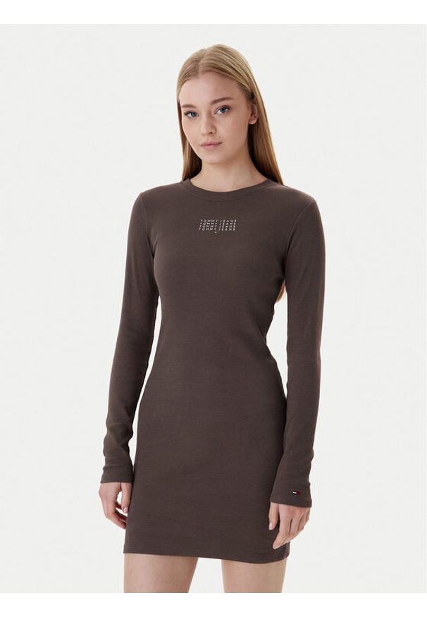 Tommy Jeans Sukienka codzienna Linear DW0DW21902 Brązowy Slim Fit. Okazja: na co dzień. Kolor: brązowy. Materiał: bawełna. Typ sukienki: proste. Styl: casual