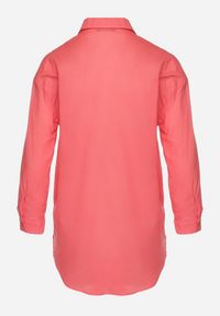 Born2be - Różowa Bawełniana Koszula Klasyczna z Kieszeniami Sasana. Okazja: na co dzień. Kolor: różowy. Materiał: bawełna. Styl: klasyczny #4