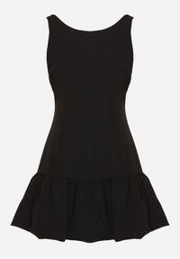 Born2be - Czarny Taliowany Kombinezon z Falbanką Novenira. Kolor: czarny. Styl: elegancki, klasyczny #3