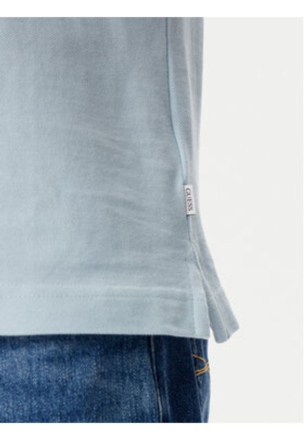 Guess Jeans Polo M5GP29 KCJV1 Błękitny Regular Fit. Typ kołnierza: polo. Kolor: niebieski. Materiał: bawełna