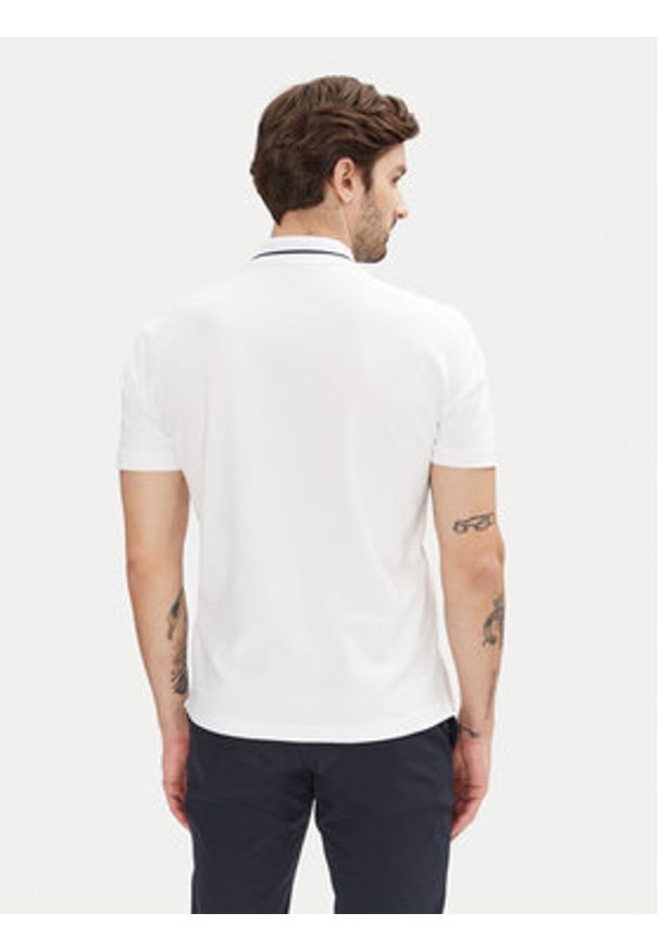 EA7 Emporio Armani Polo 7M000184 AF13511 U0002 Biały Slim Fit. Typ kołnierza: polo. Kolor: biały. Materiał: bawełna