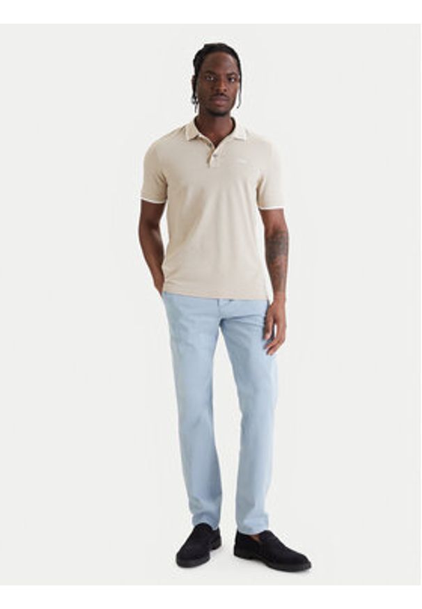 BOSS Chinosy 50510933 Błękitny Slim Fit. Kolor: niebieski. Materiał: bawełna