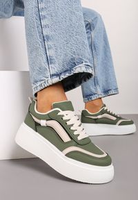 Renee - Zielone Casualowe Sneakersy na Płaskiej Podeszwie Ozdobione Paskami Vlivana. Okazja: na co dzień. Zapięcie: pasek. Kolor: zielony. Materiał: jeans. Wzór: aplikacja. Sezon: lato. Obcas: na płaskiej podeszwie #3