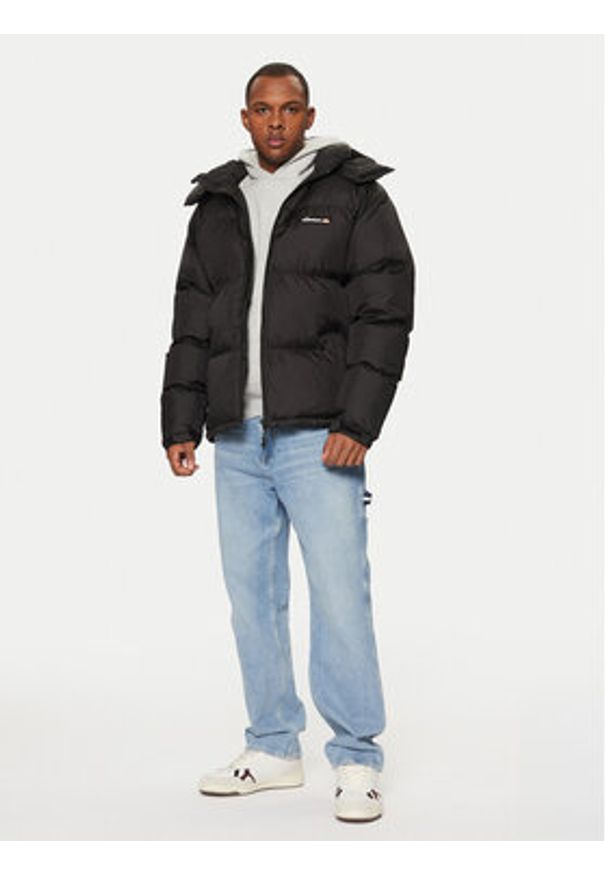 Ellesse Kurtka zimowa SHZ22304 Czarny Regular Fit. Kolor: czarny. Materiał: syntetyk. Sezon: zima