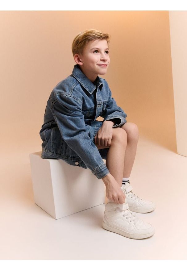 Sinsay - Jeansowa katana - niebieski. Kolor: niebieski. Materiał: jeans