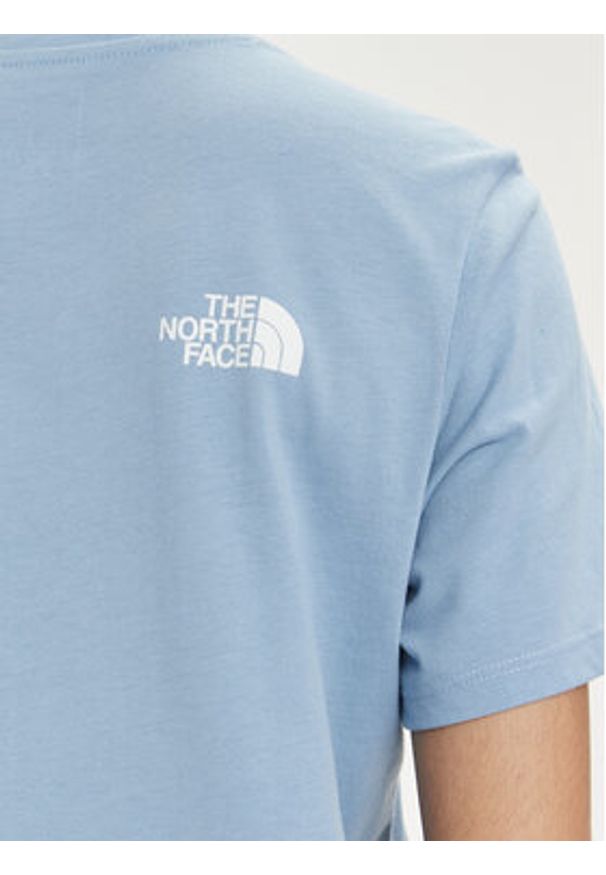 The North Face Koszulka techniczna Foundation Traces NF0A882U Niebieski Regular Fit. Kolor: niebieski. Materiał: bawełna