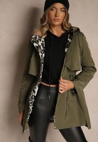 Renee - Zielona Kurtka Parka Ozdobiona Sznurkami przy Odpinanym Kapturze Loriballe. Okazja: na co dzień. Kolor: zielony. Materiał: jeans. Wzór: aplikacja. Sezon: jesień. Styl: casual