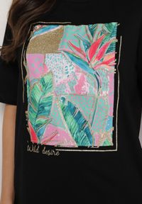 Born2be - Czarny Bawełniany T-shirt z Ozdobnym Nadrukiem Delmari. Okazja: na co dzień, na spacer. Kolor: czarny. Materiał: bawełna. Wzór: nadruk. Styl: klasyczny, casual #4
