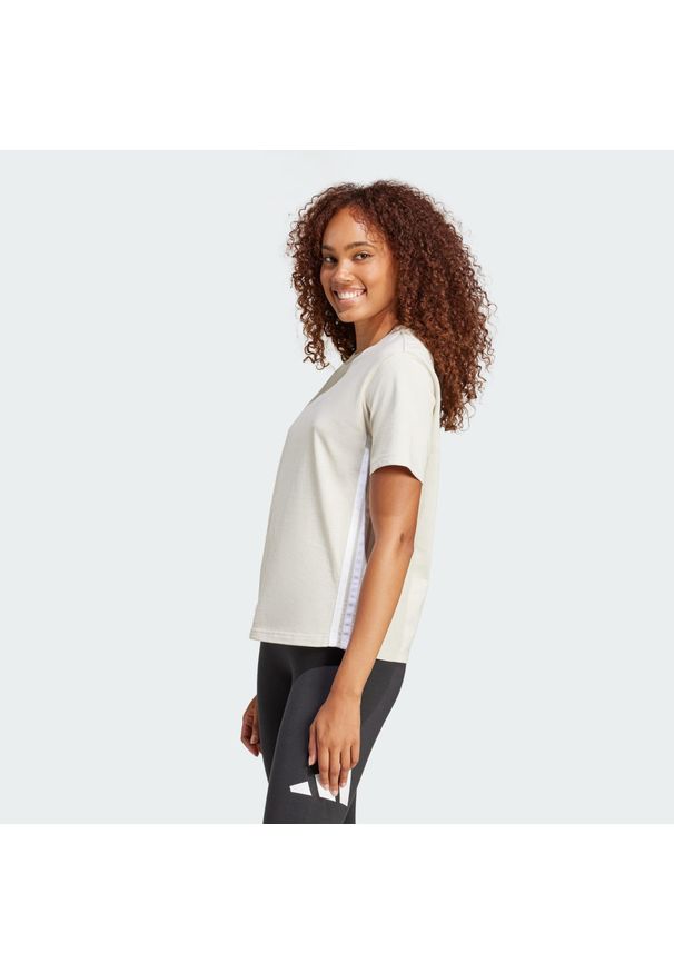 Adidas - Koszulka Essentials 3-Stripes Cotton. Kolor: wielokolorowy, biały, beżowy. Materiał: bawełna. Sport: fitness